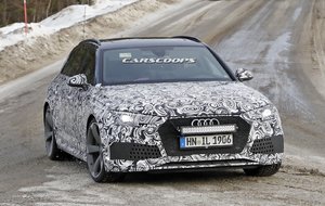 2018-Audi-RS4-Avant-2.jpg