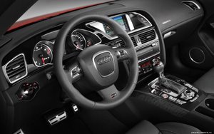 Audi-RS5-2010-1680x1050-022.jpg