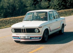 bmw_2002_turbo.jpg