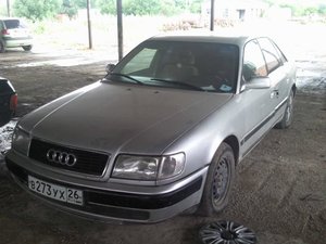 Audi 100 1..jpg