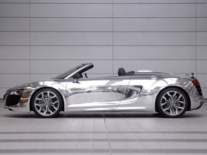 w565-audi_r8_v10_spyder_chrome.jpg