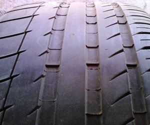 michelin-latitude-sport-255-55-18-pret-100-euro-ambele~l_1121174.jpg