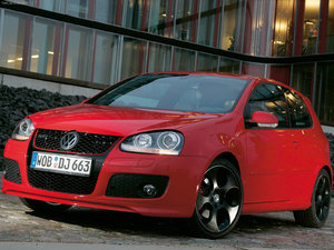 Volkswagen_Golf_GTI_pic_39569.jpg