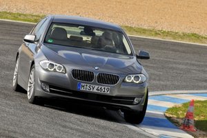 2011_bmw_5series_actf34_fd_9_16001-655x436.jpg