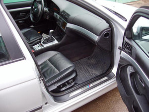 bmw 528 010.jpg