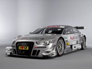 Audi-RS-5-DTM-2013-05.jpg