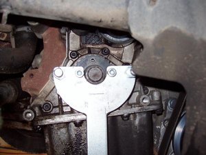 5771holder_on_car_1-med.jpg