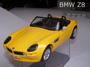 bmwz81.jpg