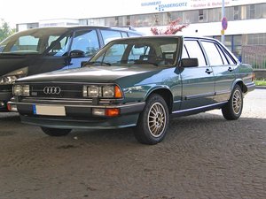 Audi_200_c2_v_sst.jpg