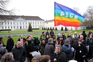 Demonstration-gegen-Krieg.jpg