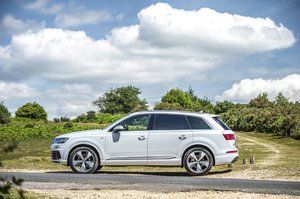 2016-audi-q7-ultra-model-02.jpg