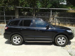 hyundai_santa-fe__81800801f.jpg