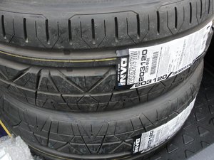 Nitto Invo 235_35 R19 91W(2).jpg