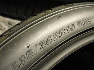 Nitto Invo 235_35 R19 91W(3).JPG