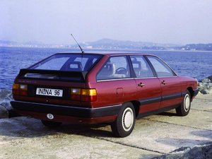 Audi_100_Avant_pic_58176.jpg