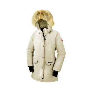 populyarnaya-zhenskaya-model-trillium-parka-ot-canada-goose_98418dd6d8dac6a_800x600.jpg