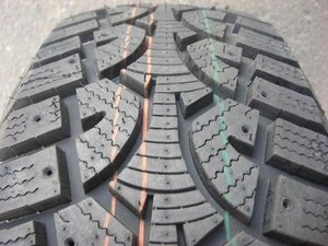 Sunny SN290C tyre.jpg