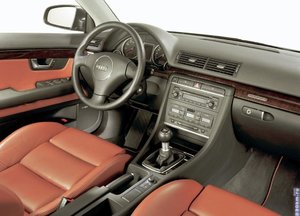 Audi-A4-2001-11.jpg