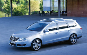 vw_passat_variant_2006-01.jpg