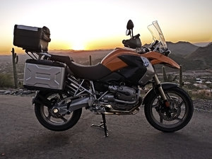 bmw_r1200gs_08.jpg