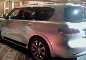 2011-Infiniti-QX-2(17775).jpg