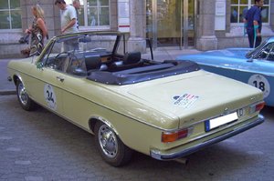 audi100lscabriolet4.jpg