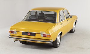 AUDI-100--C1--1508_35.jpeg