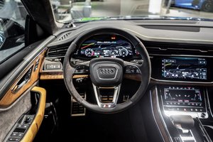 2d1f754f-audi-q8-galaxy-blue-top-spec-interior-2-1024x683.jpg