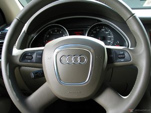 audi-q7-steering-wheel.jpg