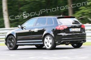 audi-rs3-2011carspyshots-2.jpg