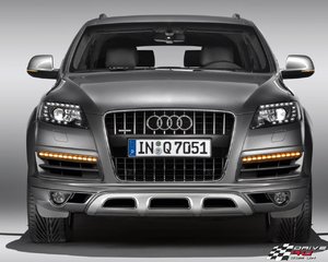 Audi-Q7-2010-frontx1280x1024.jpg