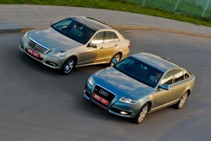 AUDI обгоняет Mersedes-Benz.jpg