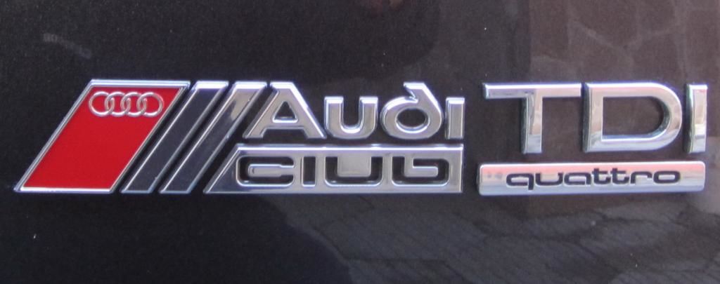 Ауди клуб форум. Значок Ауди клуб. Шильдик на автомобиль Audi Club. Наклейка Ауди клуб. Металлическая табличка Audi.