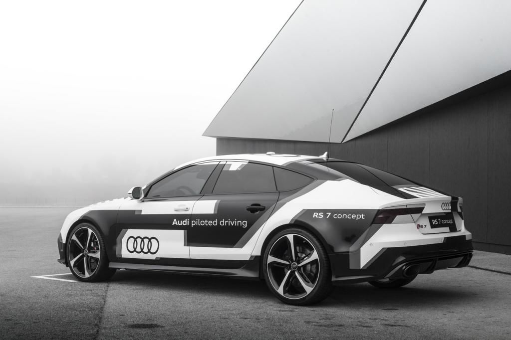 Audi 16