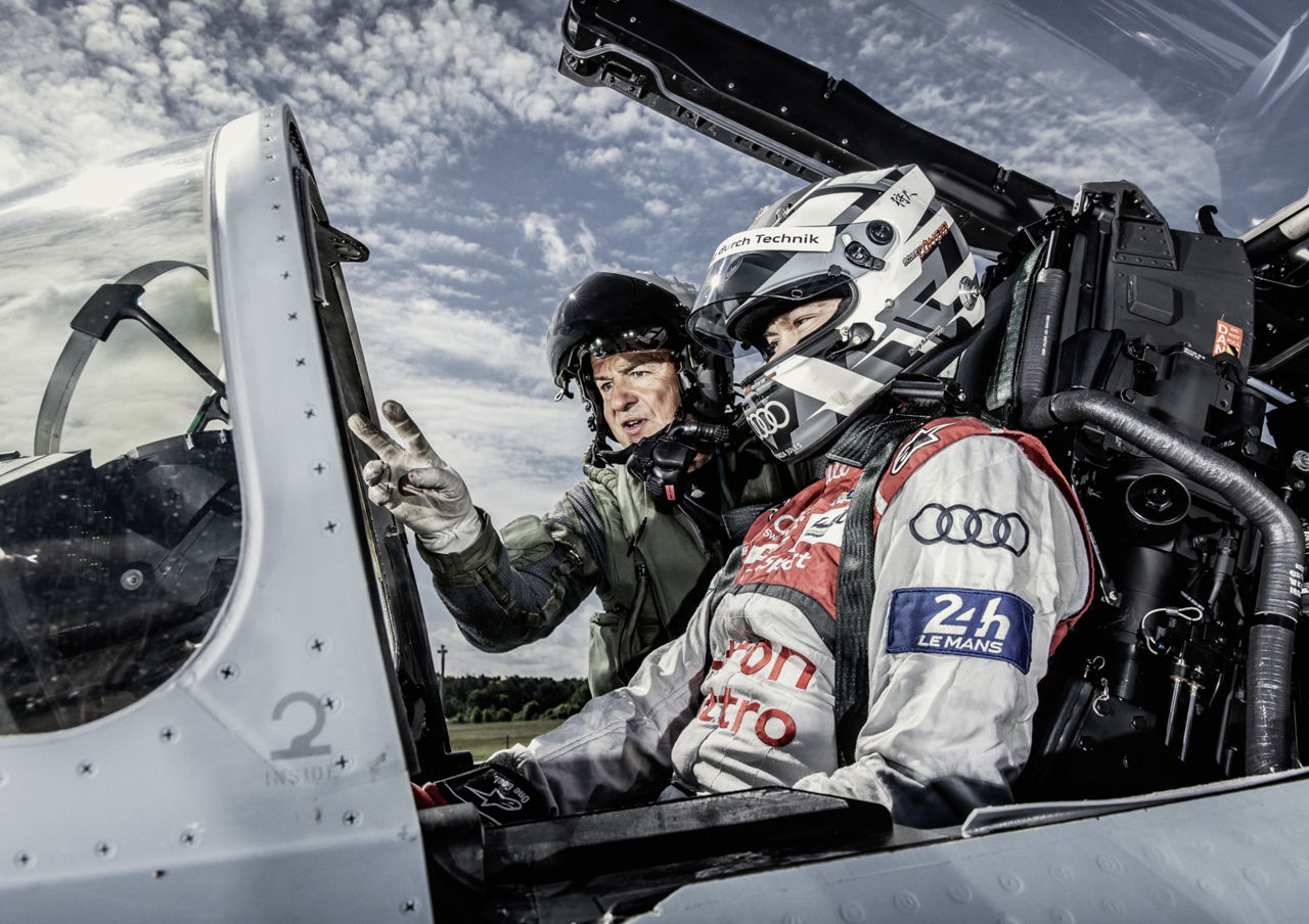 PASSION - FLIGHT CLUBUnfamiliar workstation –Lotterer finds little he recognizes in the...