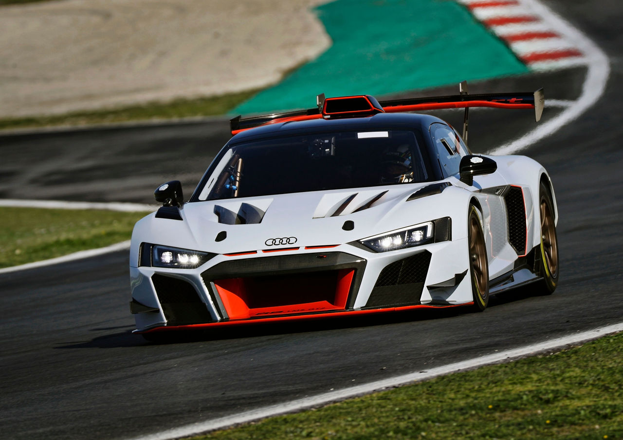 Audi r8 LMS gt2