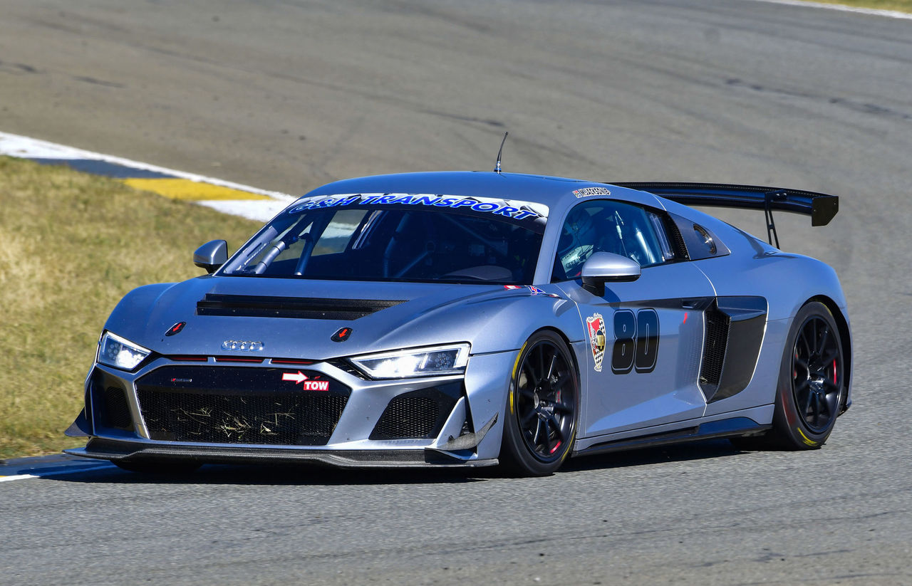 Audi r8 LMS 2011