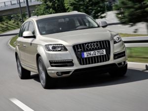 audi q7 small 3