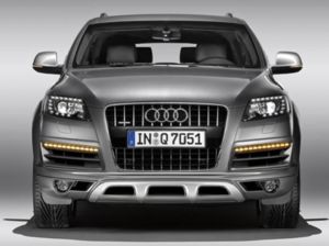 audi q7  2  3