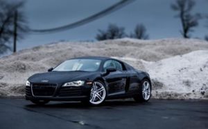 Audi R8 Roadster 1024x640