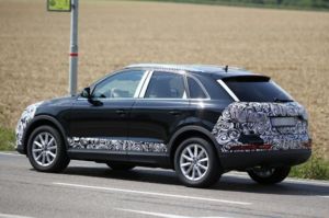 20140808 2016 audi rs q3 facelift joins q3 during testing session 18