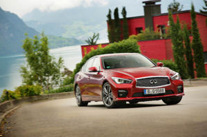 Infiniti q50 01