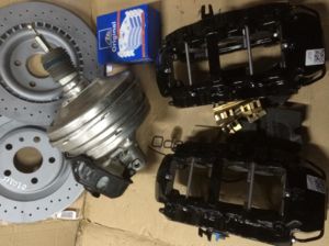 комплект 365/34 
вакуумник s5 rs5 s4 rs4 rsq5 sq5
суппорта 8-п  brembo
колодки vw