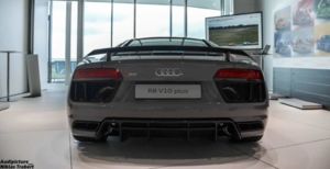 11209 1440414543 audi r8 v10 plus nadelili dvuhcvetnym okrasom