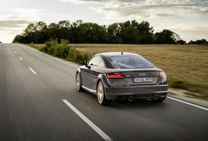 Audi TT Coupé bronze selection