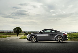 Audi TT Coupé bronze selection